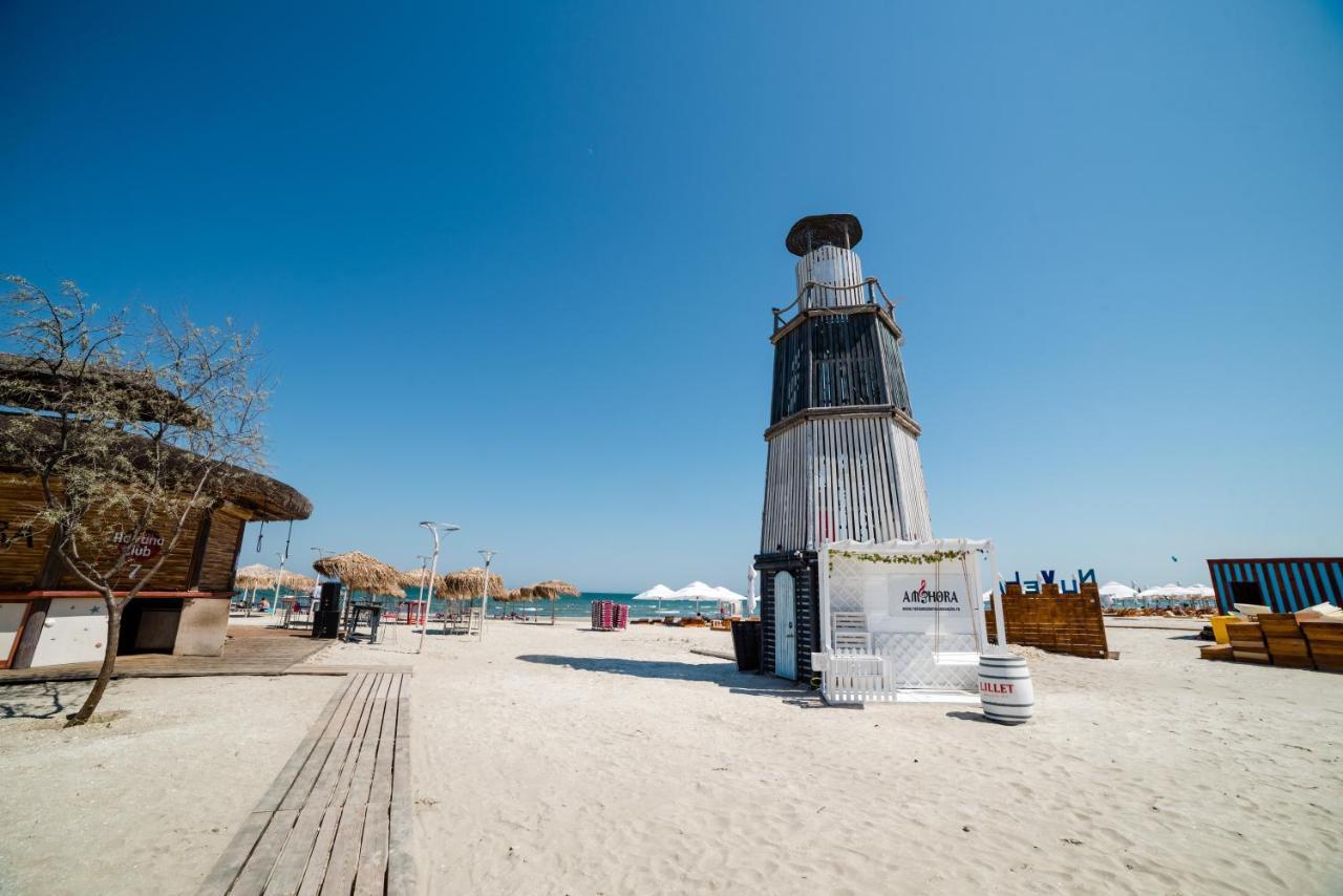Derya Suites - Mamaia Nord นาโวดาริ ภายนอก รูปภาพ